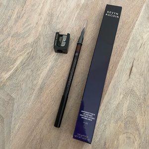 NIB Unforgettable Lip Definer - Pure by Kevyn Aucoin - 0.037 oz Lip Liner